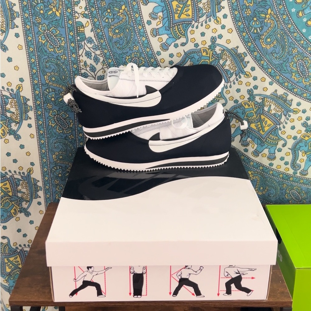 CLOT x Nike “CLOTEZ” Ying/Yang (Deadstock Condition) Size 10.5